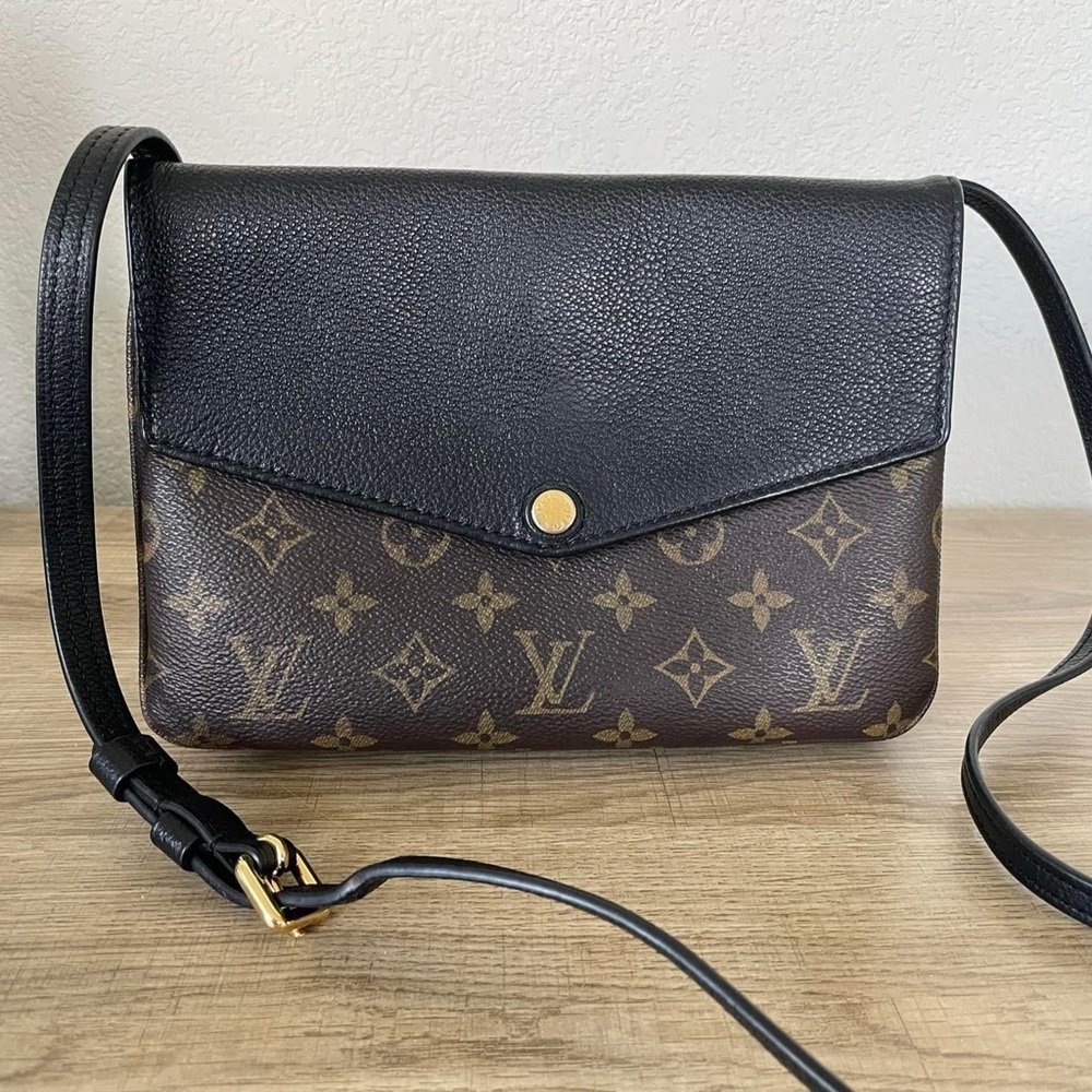 Louis Vuitton Monogram Noir Twice/Twinset